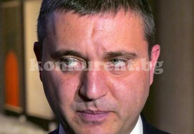 Горанов и Симеонов против квотите за назначаване на инвалиди, Борисов ги подкрепи (Обзор)