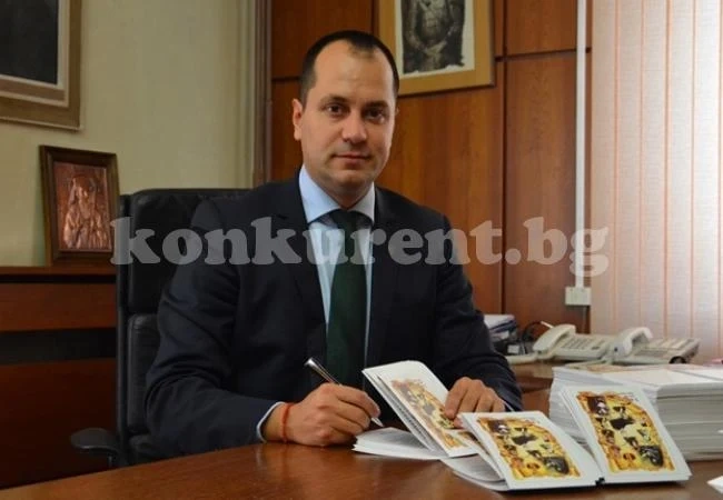 Калин Каменов води в няколко класации за „Кмет на годината“
