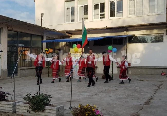 С богата програма бе отбелязан Петковден в село Три кладенци
