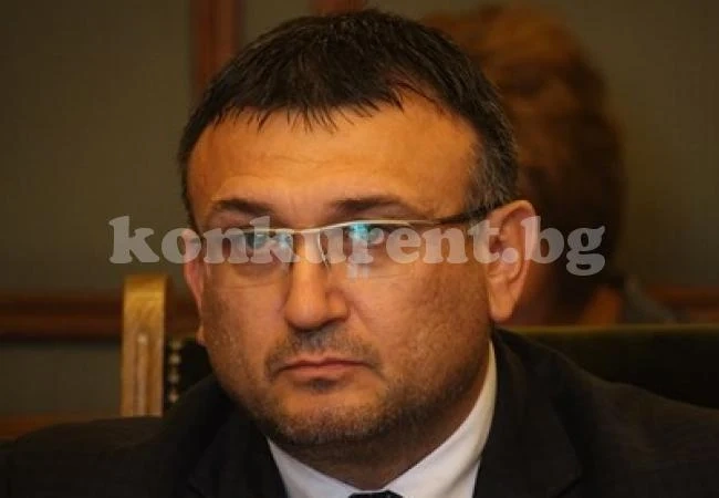 Младен Маринов: Мъжът е прострелял бебето и себе си, когато е видял полицаите