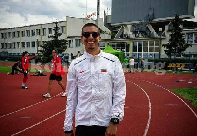Трио от Мездра се пуска на балканиада по крос кънтри