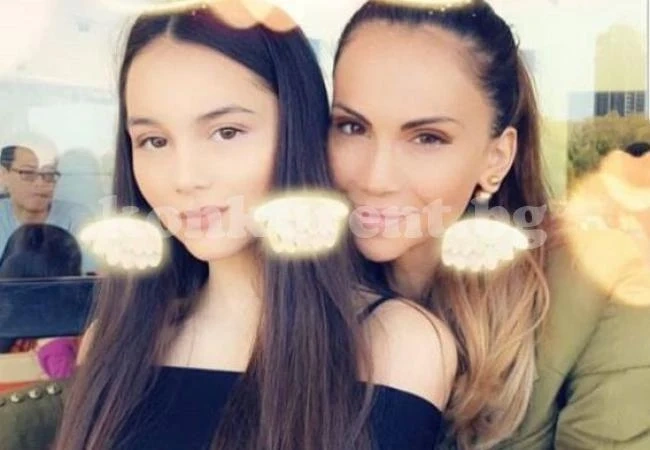 Ивайла Бакалова като сестра с дъщеря си