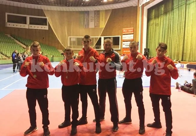 4 отличия за бойците на Победа в Габрово