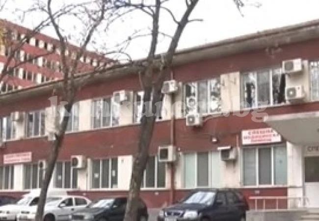 Родителите на починалото бебе в Харманли загубили още 2 деца, имат общо 12