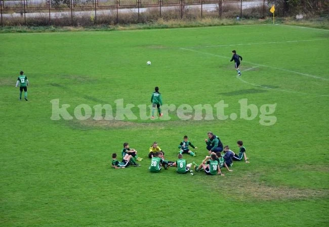 U11 удари Литекс в дербито и ще зимува на върха