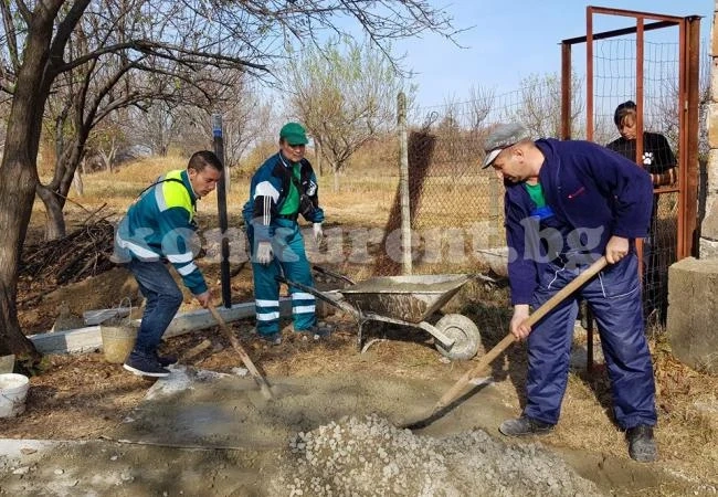 Изграждат приют за кучета в село Веслец