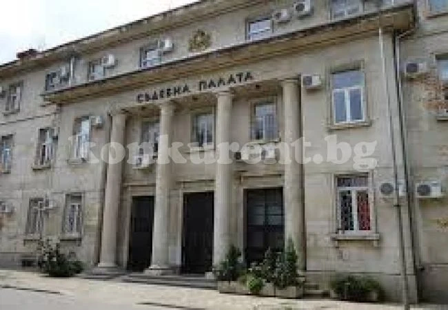 Топюрист защитава Краси Пенката