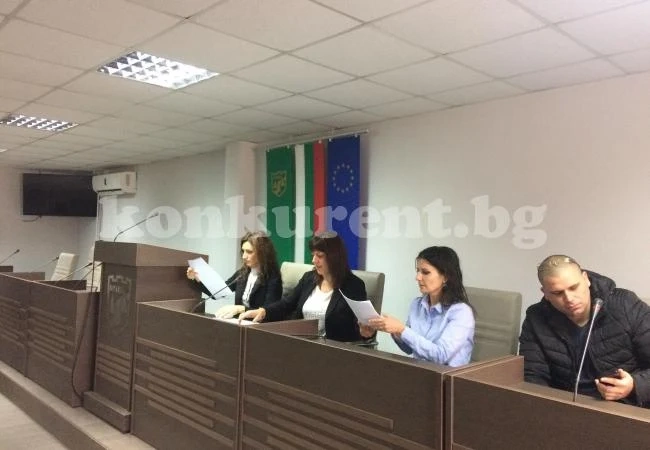 7 фирми наддаваха в търг на община Враца
