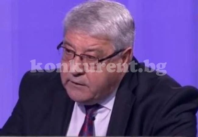 Няма да има предсрочни избори, а ГЕРБ ще управлява поне още два мандата, прогнозира Спас Гърневски
