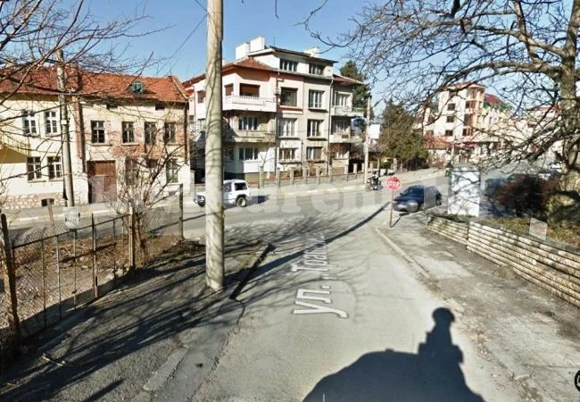 Ремонти затвориха улица във Враца