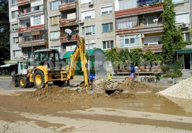 Авария спира водата в Мездра, вижте къде пресъхват чешмите