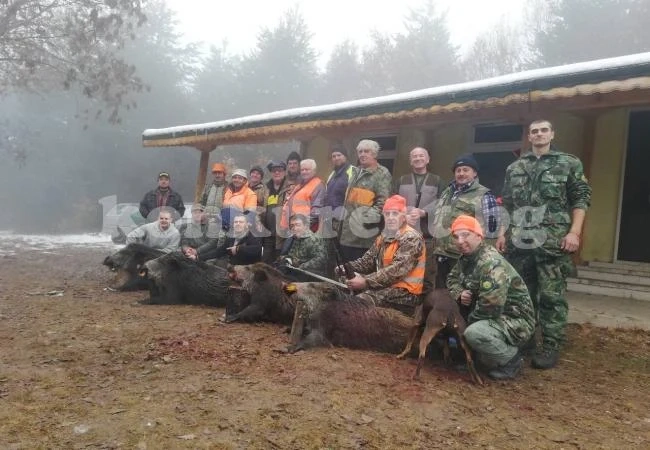 Ловна дружинка изби дивите прасета