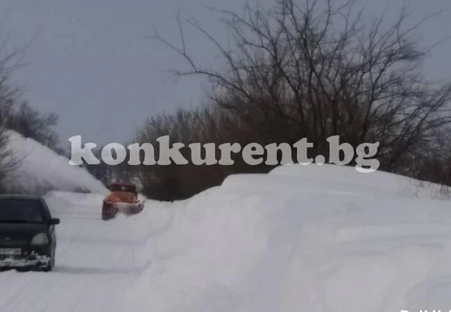 Ето каква е обстановката във Врачанско след обилния снеговалеж