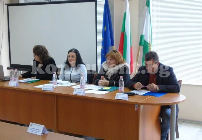Обсъдиха общински политики в образованието на форум в Бяла Слатина