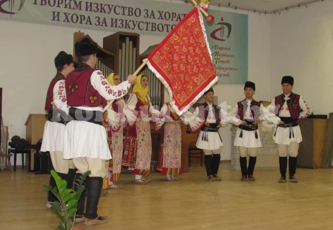 Представиха турлаците на културен семинар