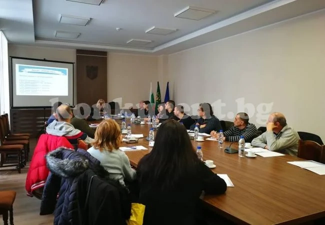 Приключи кампания на областния информационен център