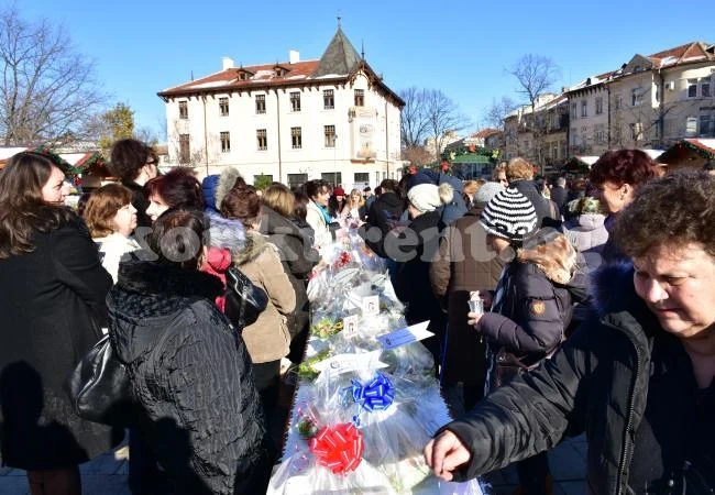 Десетки врачани отбелязаха Никулден по стара традиция