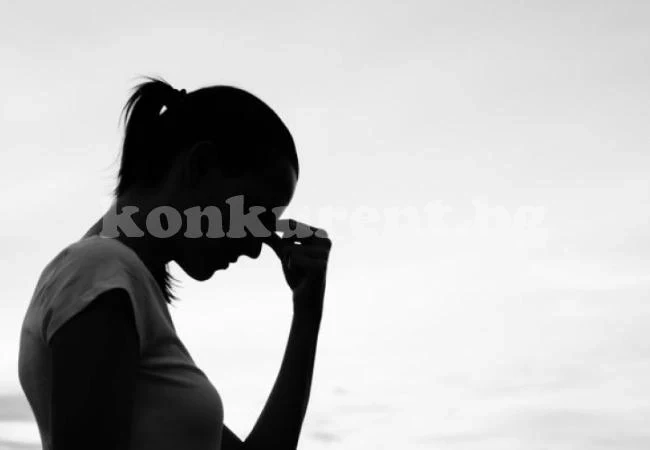Майка на три деца се самоуби заради мъжа си, който изнасилил момиче от социалните мрежи (СНИМКИ)
