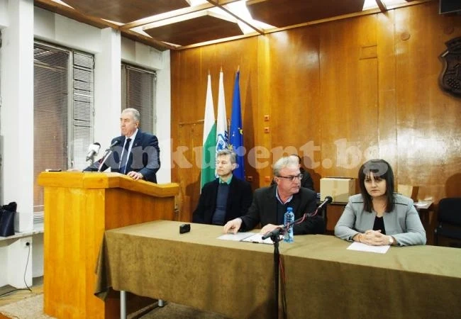 Кметът на Видин и областният управител уважиха форум на ТД Бонония