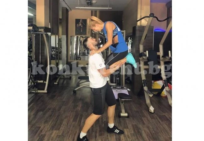 Треньор летя над 4000 км, за да предложи брак на националка от Монтана