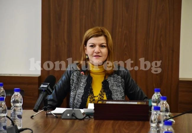 Наградиха участниците в конкурса за най-красива коледна украса