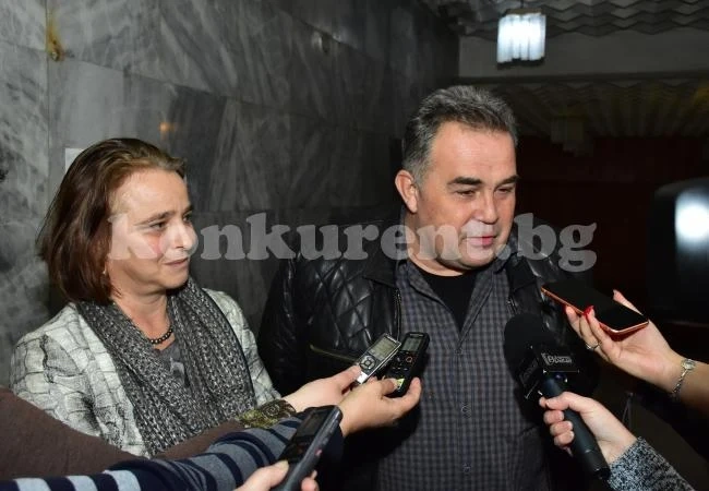 Съветници удължиха договорите на успешни управители СНИМКИ