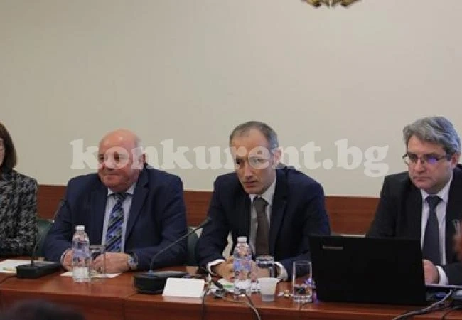 Министър Красимир Вълчев: Рейтингът на университетите променя финансирането