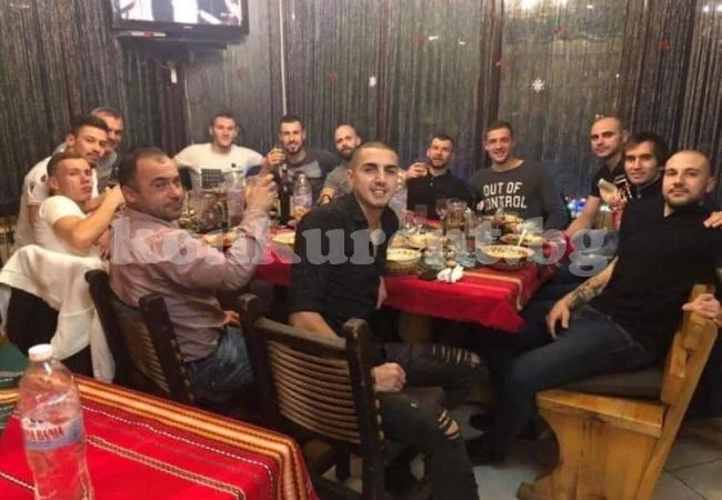 И Първа Атомна изпрати футболната 2018 г. с банкет