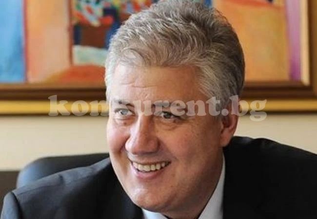 Момче на екстази се разхождало по шорти в планината, мислело, че го гони мечка