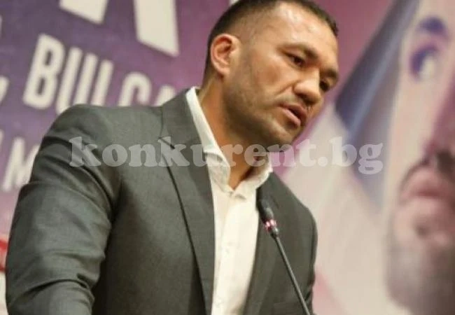 Кобрата става политик