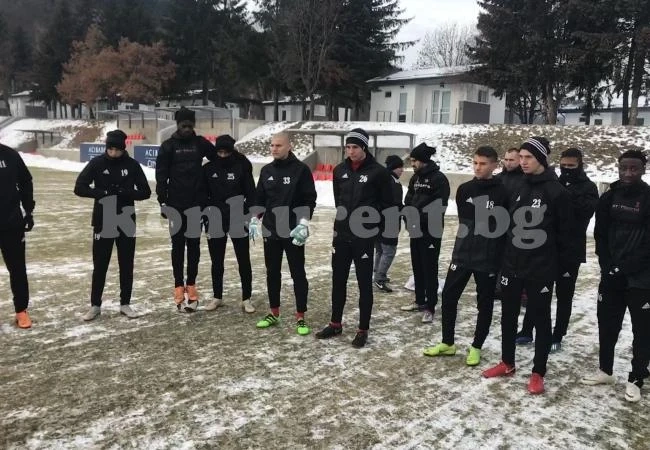 С ЦСКА почнаха две момчета, тръгнали за големия футбол от „Огоста“