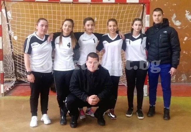 Дубъл за школо от Враца на хандбал