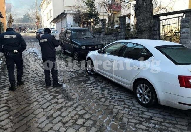 Запечатаха с пяна турзарски автомобил
