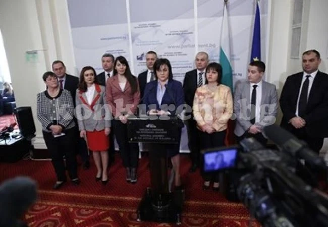 БСП предлага спиране на социалните помощи, ако децата не ходят на училище до 16 г.