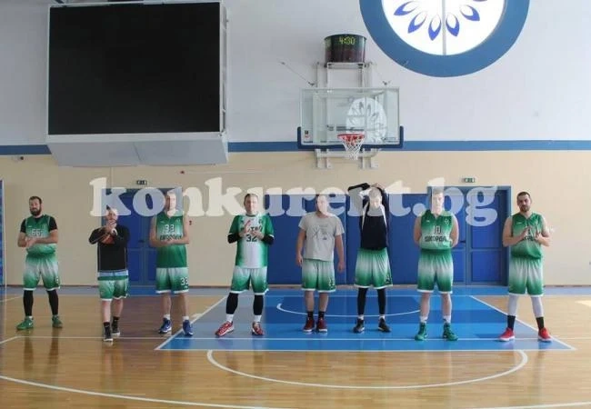 Победа, загуба и отложен мач за формациите на Ботев 2012 в НАЛБ