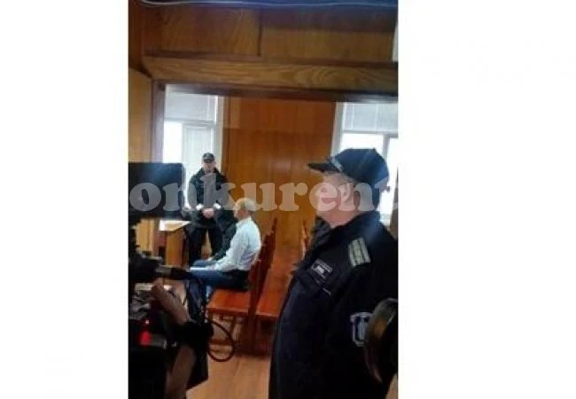 Холандци, обвинени в контрабанда на над 16 т. прекурсори, отказаха споразумение