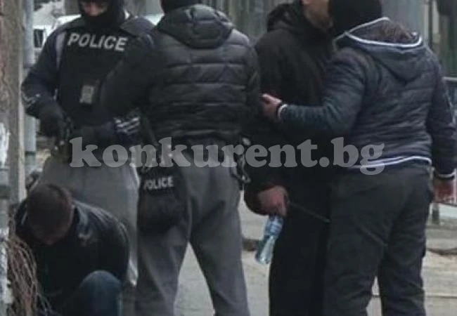 Хванаха дрогиран дилър зад волана на лек автомобил