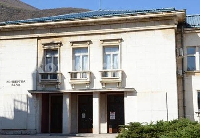 Адвокати си избират шеф из между трима