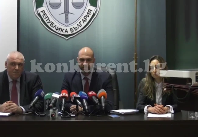 Потвърдиха новина на „Конкурент“ за групата, продавала оръжие и въртяла лихварство СНИМКИ+ВИДЕО