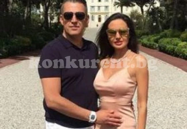 Гуркова бързо прежали мъжа си