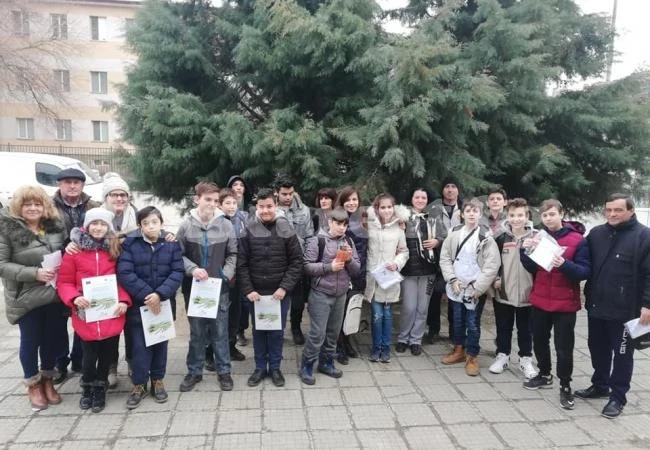 Излъчиха призьори по шах в две възрасти