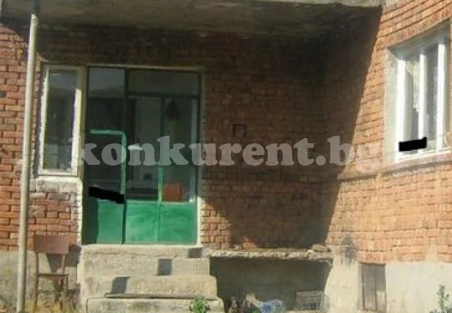 Жена задигна пари от частна къща