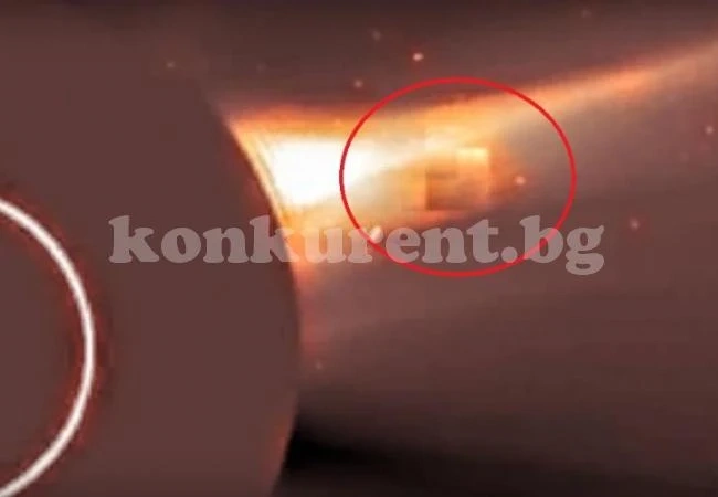 Загадъчният куб отново се появи до Слънцето (ВИДЕО)
