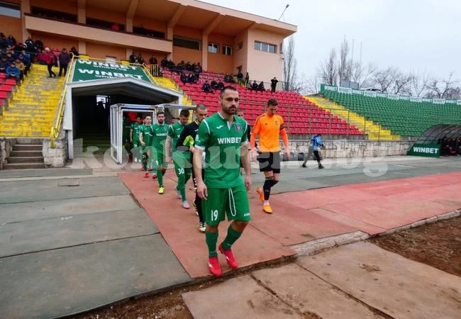 Ботев почва кампанията срещу \