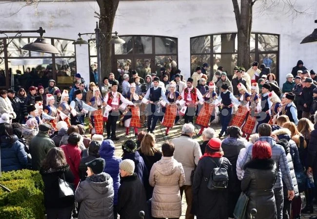 Враца празнува Трифон Зарезан с наричания за здраве и берекет, веселие и кръшни хора СНИМКИ