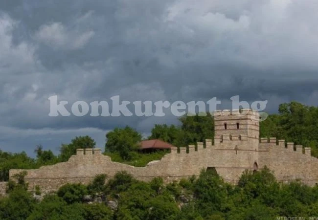 Археолози откриха невиждано досега в България погребение на бебе
