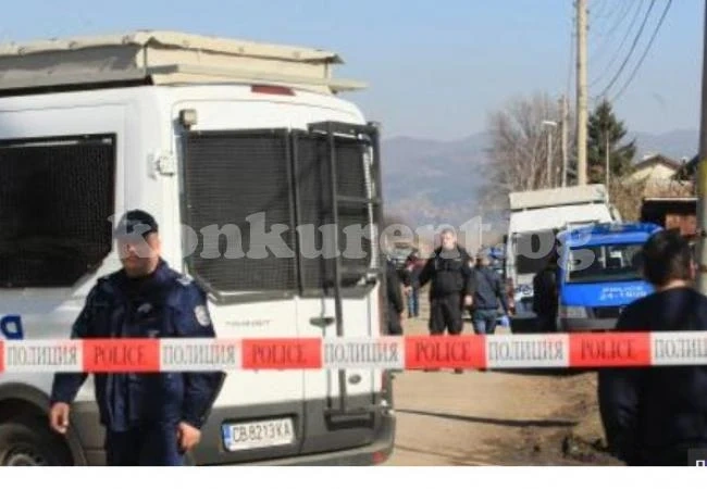 Заподозряният за четворното убийство говорил на полицаите за Ми-6 и психотропни оръжия