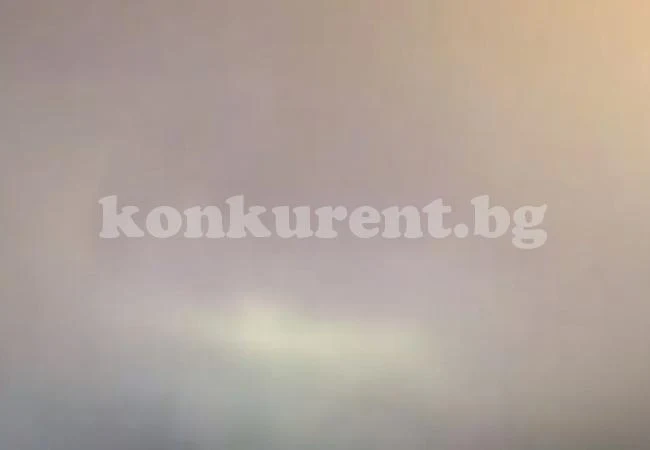 Уфолозите в ступор от тази гледка в небето (ВИДЕО)