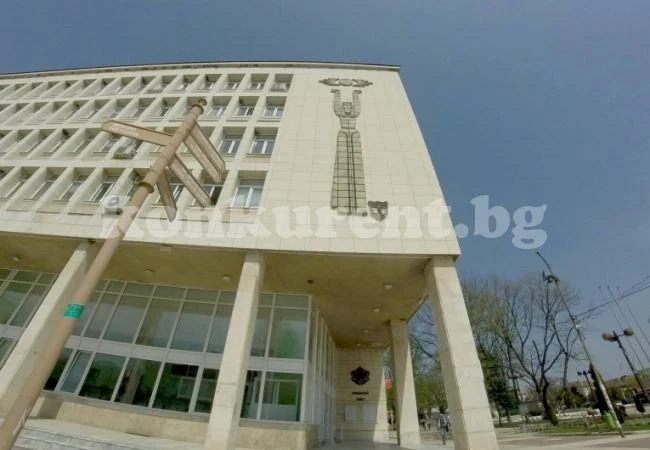 Общинските съветници в Мездра заседават по 14 точки