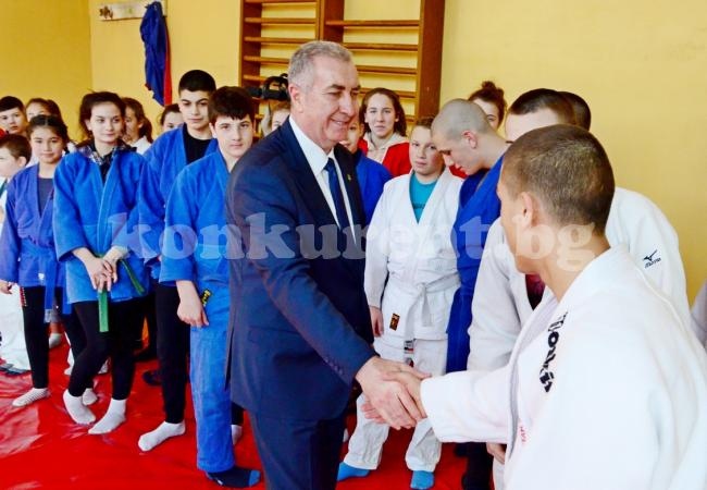 Кметът на Видин се срещна с джудисти и самбисти от СК Бъдин